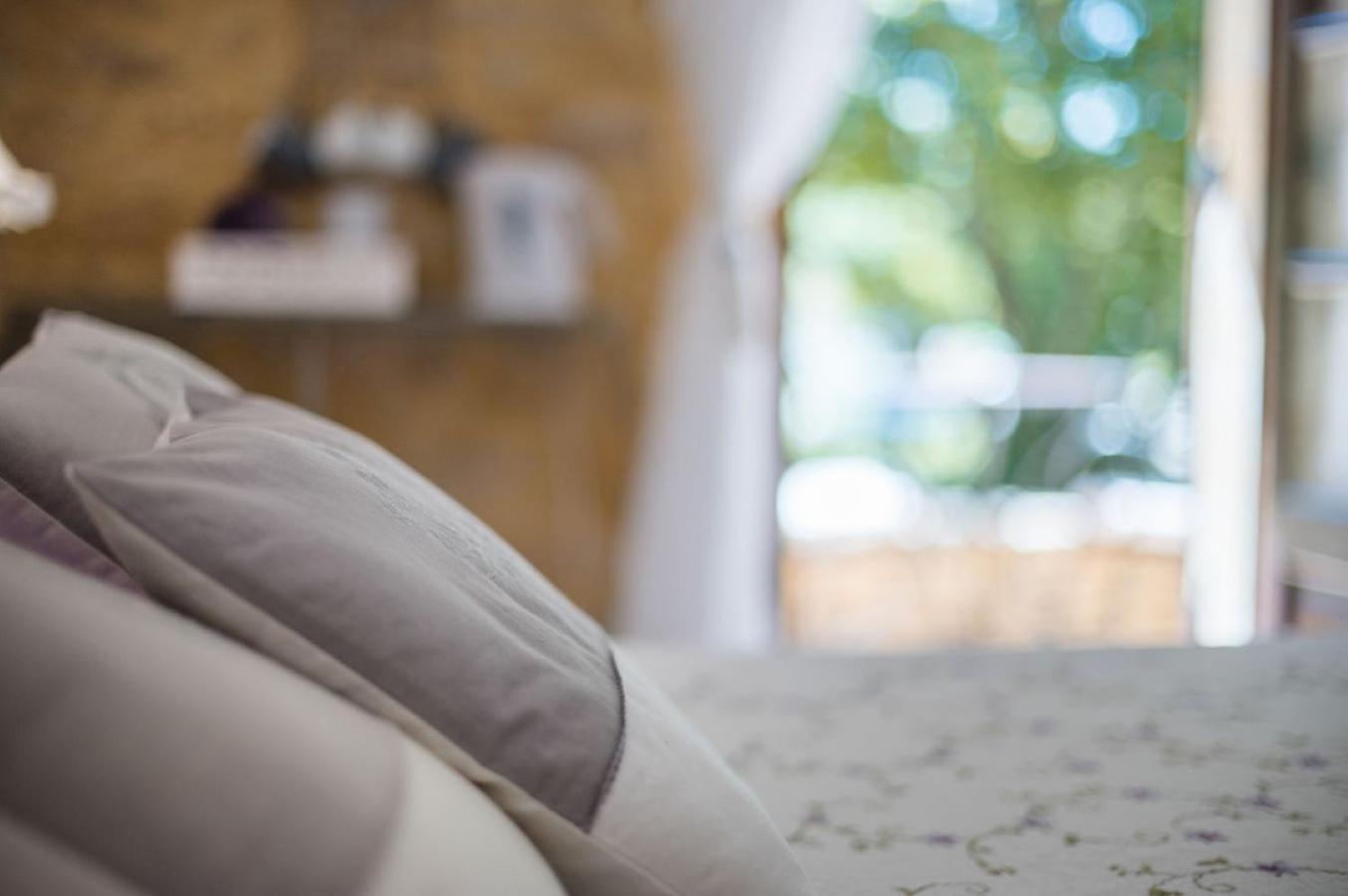 Les Filolies Bed & Breakfast Saint-Andre-d'Allas ภายนอก รูปภาพ
